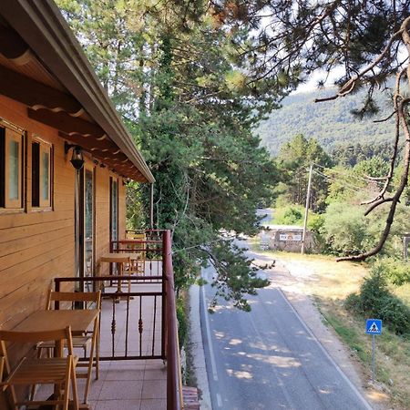 Hotel Toni Llogora Dukat Buitenkant foto