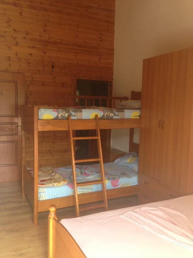 Hotel Toni Llogora Dukat Buitenkant foto